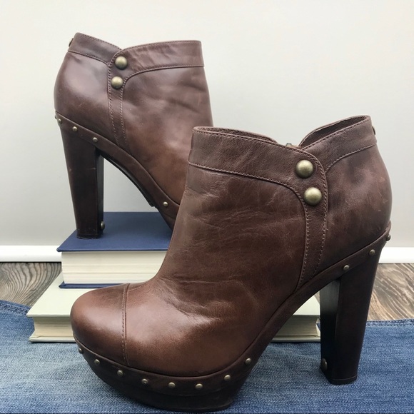 UGG Shoes - UGG Australia brown ankle mule boot